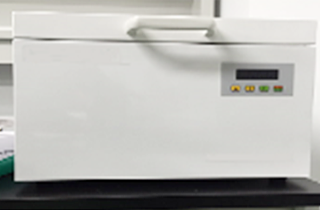 作成された造形物によっては、UV硬化機を利用した後硬化（Post Cure)をお勧めいたします。(硬化時間は約10分)