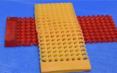 ブローチ（葉）　32x20x1mm